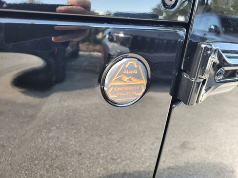 New 2026 Jeep Gladiator Mojave image 4