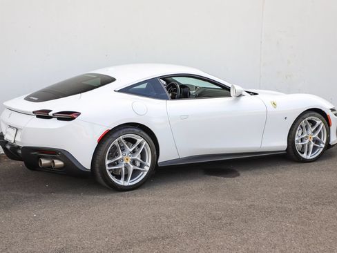 Certified 2023 Ferrari Roma RWD image 5