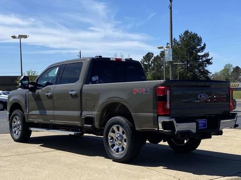 New 2026 Ford F250 Lariat w/ Chrome Package AWD/4WD image 4