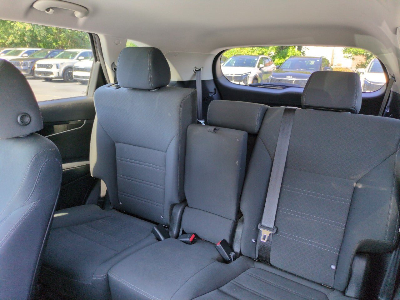 Used 2019 Kia Sorento L FWD image 23