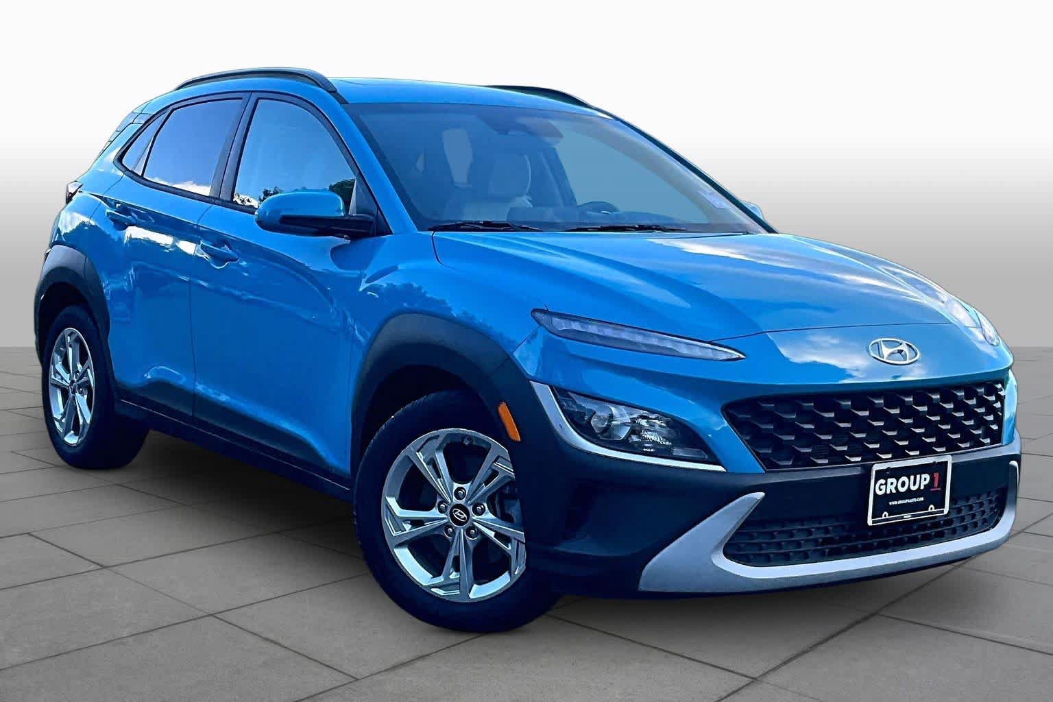 Used 2022 Hyundai Kona SEL w/ Convenience Package AWD/4WD image 3