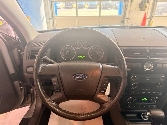 Used 2008 Ford Fusion SEL FWD image 10