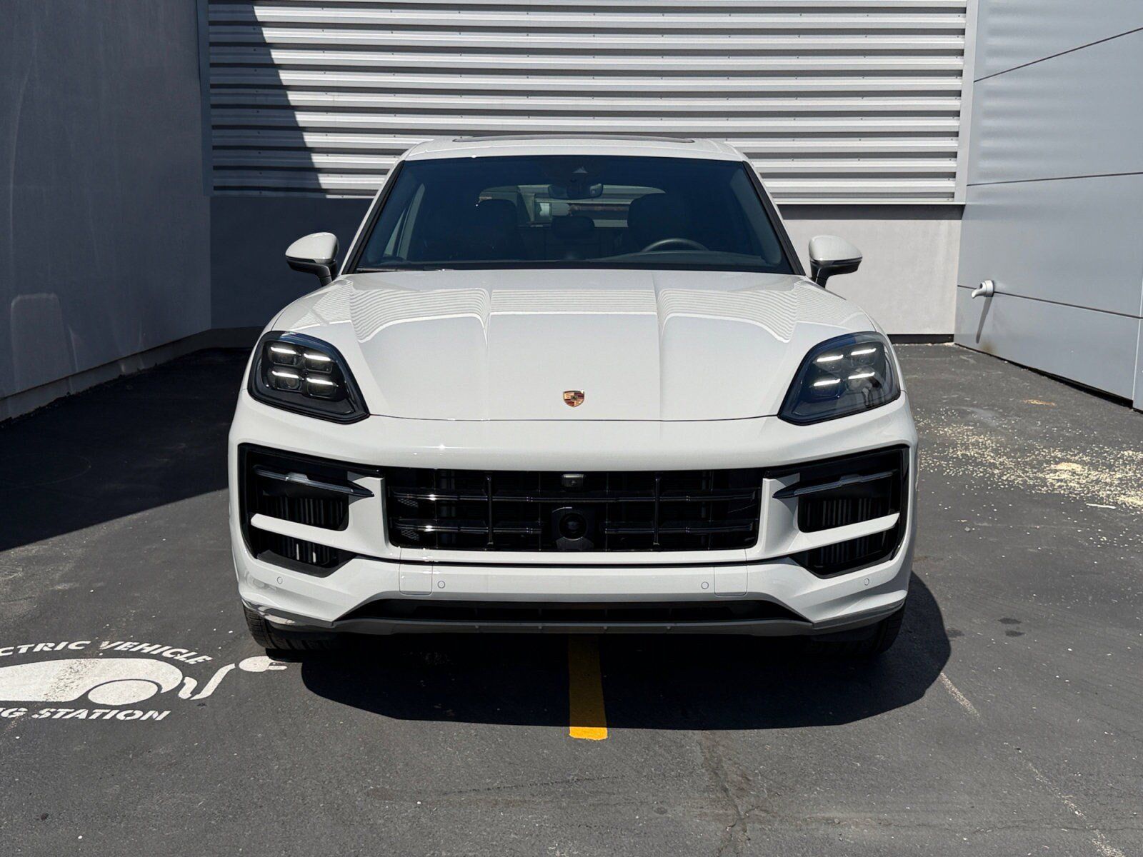 Certified 2026 Porsche Cayenne S AWD/4WD image 6