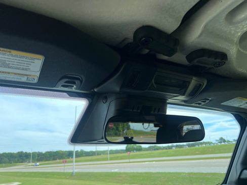 Used 2025 Jeep Wrangler Sahara w/ Safety Group image 23