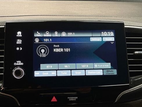 Used 2025 Honda Passport TrailSport image 15