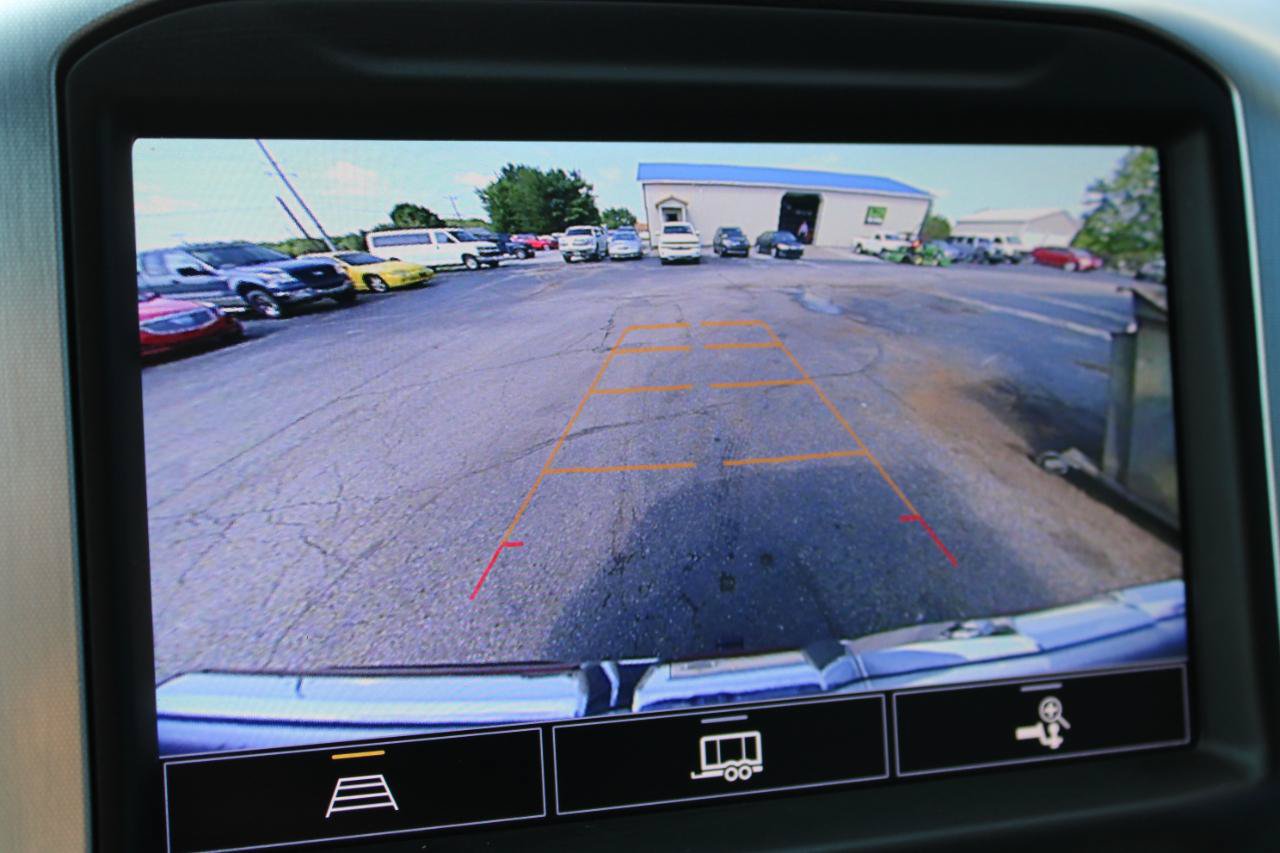 Used 2021 GMC Sierra 1500 SLT w/ SLT Convenience Package AWD/4WD image 38