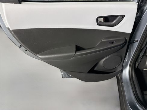 Used 2019 Hyundai Kona SEL FWD image 26