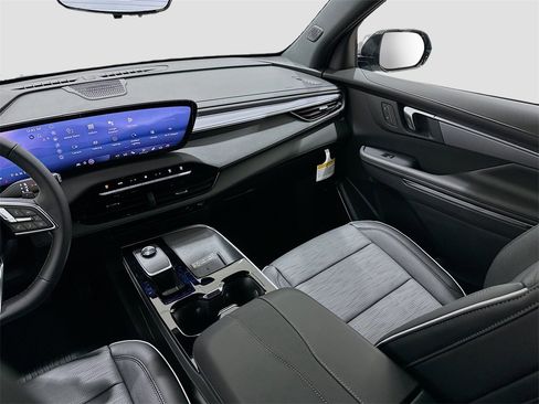 New 2026 Buick Enclave Sport Touring w/ Power Package image 24