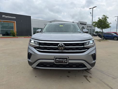 Used 2023 Volkswagen Atlas SE w/ Panoramic Sunroof Package AWD/4WD image 8