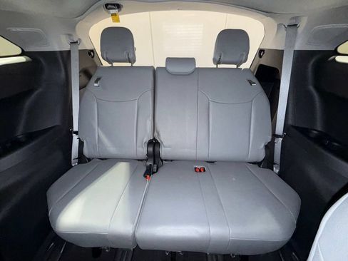 Certified 2025 Toyota Sienna XLE w/ XLE Plus Package AWD/4WD image 23