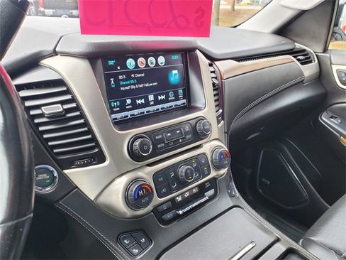 Used 2020 GMC Yukon XL Denali image 27