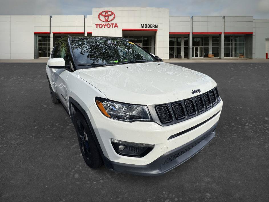 Used 2020 Jeep Compass Latitude FWD image 11