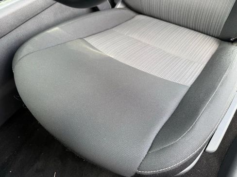 Used 2022 Nissan Sentra SV FWD image 27