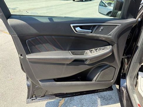 Certified 2020 Ford Edge ST-Line AWD/4WD image 13