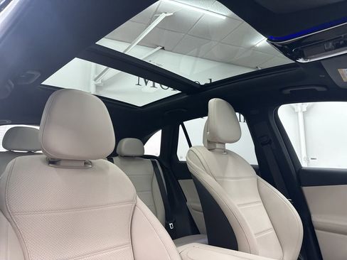 Used 2026 Mercedes-Benz GLC 300 image 29