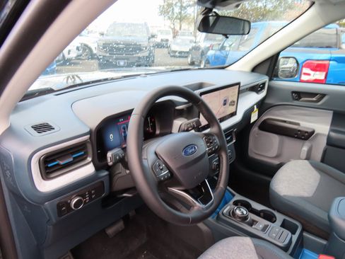 New 2026 Ford Maverick XLT w/ XLT Luxury Package image 9