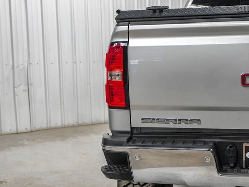Used 2019 GMC Sierra 3500 SLT w/ Duramax Plus Package AWD/4WD image 43