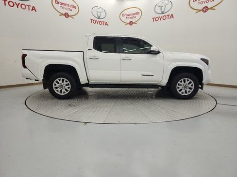 Used 2024 Toyota Tacoma SR5 image 3
