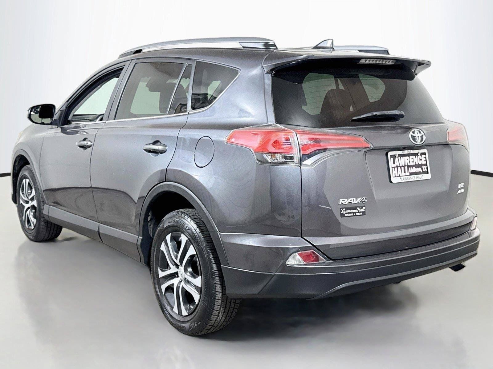 Used 2017 Toyota RAV4 LE w/ Carpet Mat Package AWD/4WD image 6