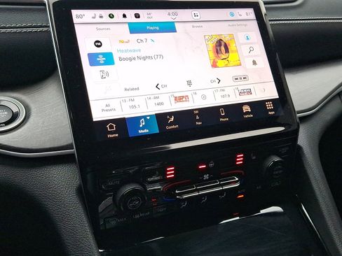 Certified 2023 Jeep Grand Cherokee Limited image 18