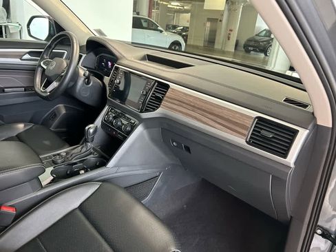 Certified 2021 Volkswagen Atlas SEL image 20