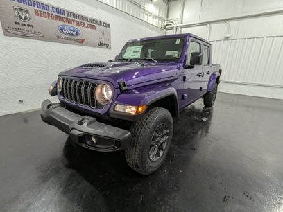 New 2026 Jeep Gladiator Sport