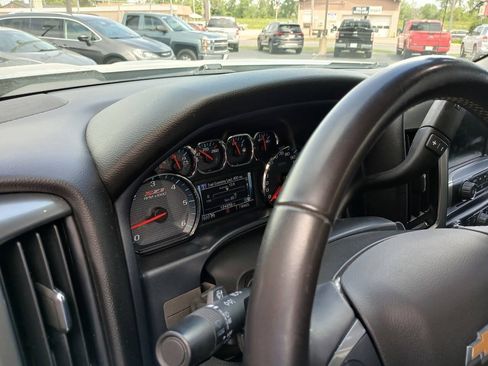 Used 2018 Chevrolet Silverado 1500 LT w/ All Star Edition AWD/4WD image 13