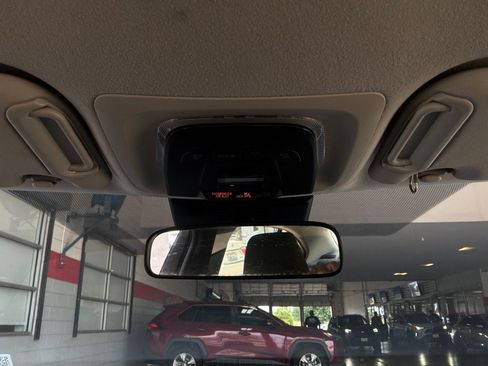 Used 2025 Toyota Corolla LE FWD image 15