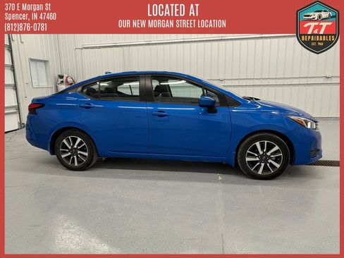 Used 2024 Nissan Versa SV w/ Trunk Package FWD image 18