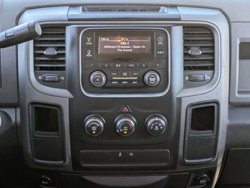 Used 2013 RAM 1500 Express RWD image 23