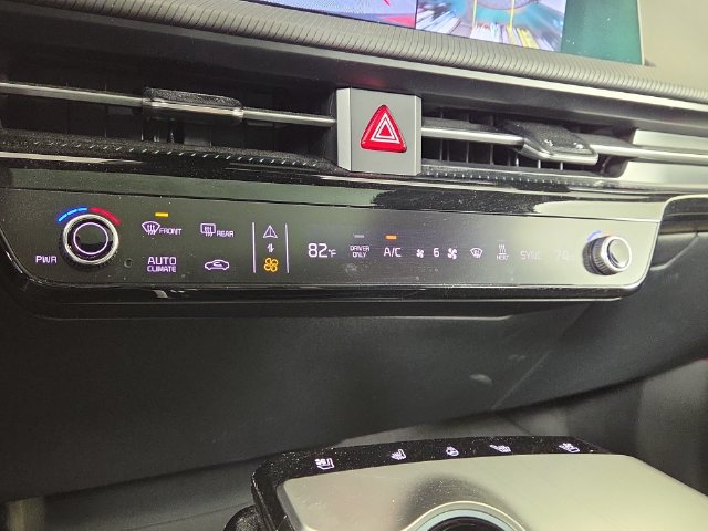Certified 2024 Kia EV6 GT-Line AWD/4WD image 18