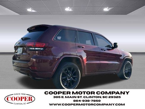 Used 2021 Jeep Grand Cherokee Laredo X image 7