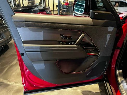 Used 2023 Land Rover Range Rover Sport SE AWD/4WD image 14