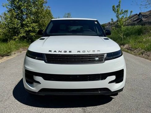 Certified 2025 Land Rover Range Rover Sport SE AWD/4WD image 3