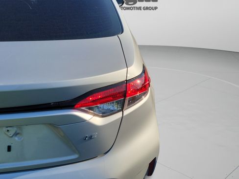 Used 2022 Toyota Corolla LE FWD image 20