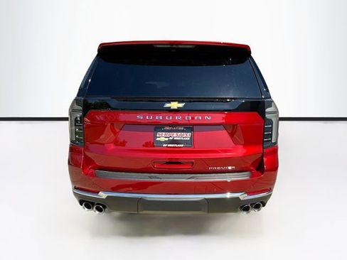 New 2025 Chevrolet Suburban Premier image 7