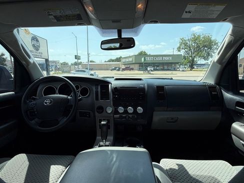 Used 2012 Toyota Tundra 2WD CrewMax w/ Tow Pkg image 17