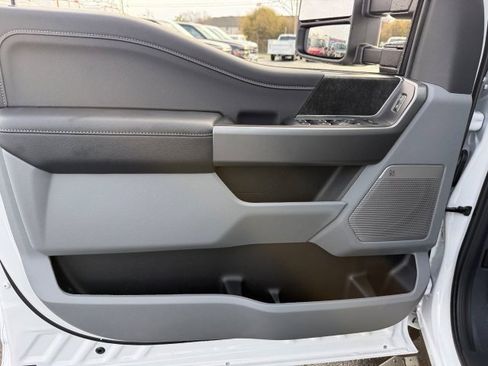 New 2026 Ford F350 XLT w/ XLT Premium Package AWD/4WD image 10