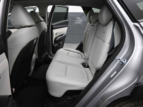 New 2026 Hyundai Tucson Limited image 15