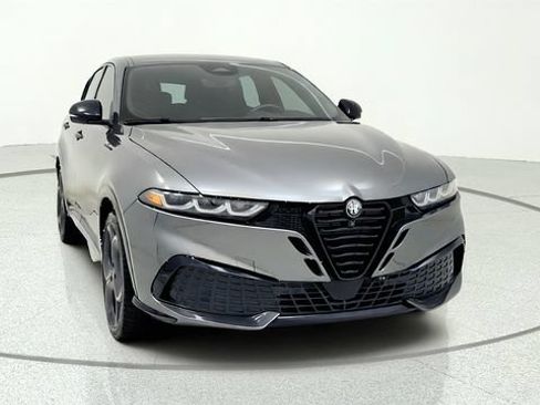 Used 2026 Alfa Romeo Tonale w/ Active Assist Package AWD/4WD image 2