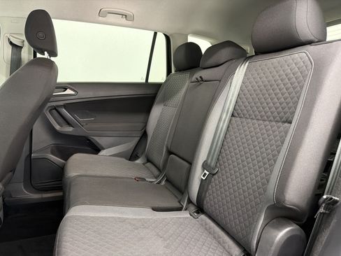 Used 2021 Volkswagen Tiguan S FWD image 22
