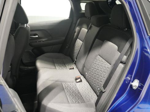 New 2026 Nissan Kicks SV image 11