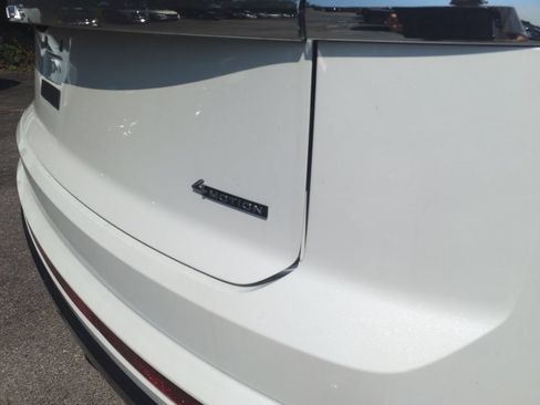 Used 2026 Volkswagen Atlas Cross Sport SEL Premium R-Line AWD/4WD image 15