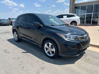 Used 2020 Honda HR-V LX video 3