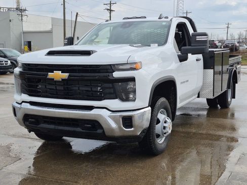 New 2026 Chevrolet Silverado 3500 W/T w/ WT Convenience Package image 3