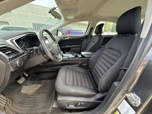 Used 2016 Ford Fusion SE AWD/4WD image 13