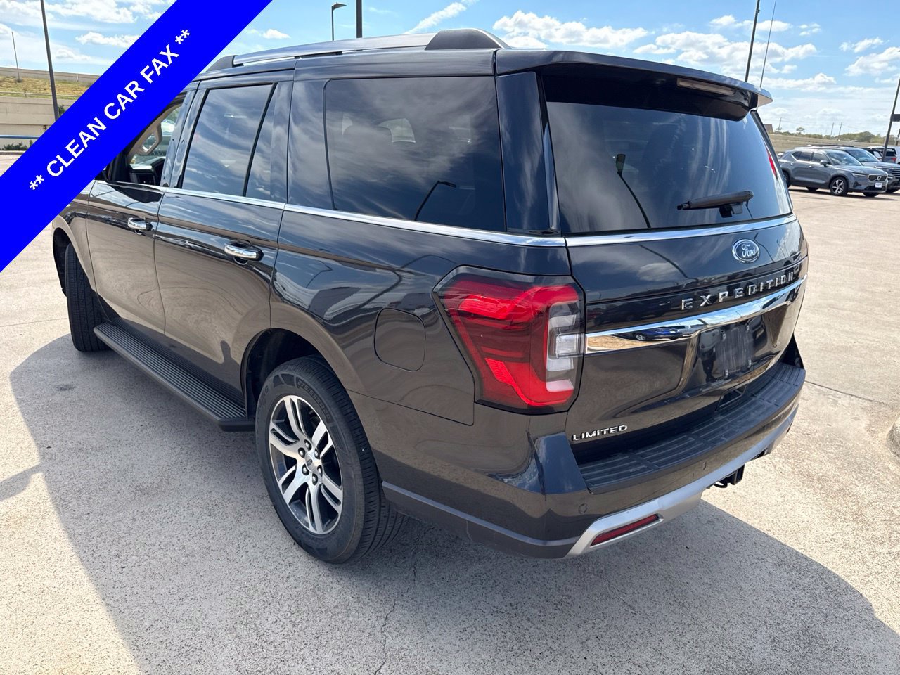 Used 2024 Ford Expedition Limited RWD image 8