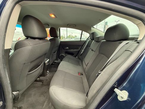 Used 2011 Chevrolet Cruze LT w/ RS Package image 16