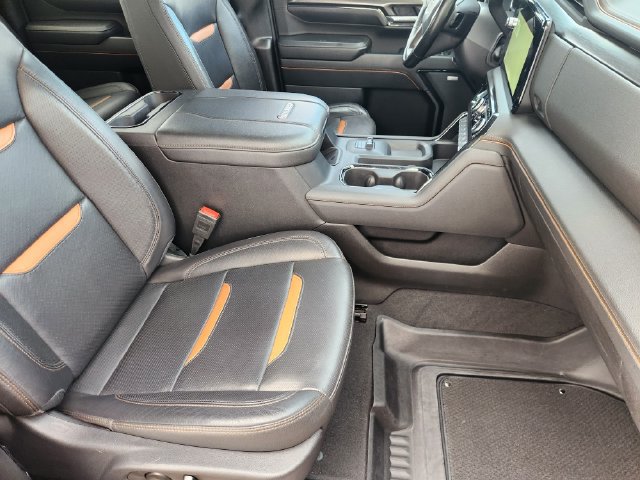 Used 2024 GMC Sierra 2500 AT4 w/ AT4 Premium Plus Package AWD/4WD image 20