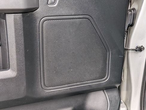 Used 2018 Ford F150 XLT w/ Equipment Group 302A Luxury AWD/4WD image 15